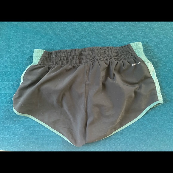 Nike Running Shorts - Dri-fit - Picture 2 of 3